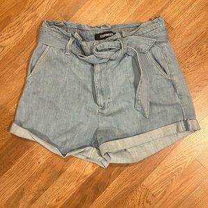 Express paper bag Jean shorts size 13 light wash